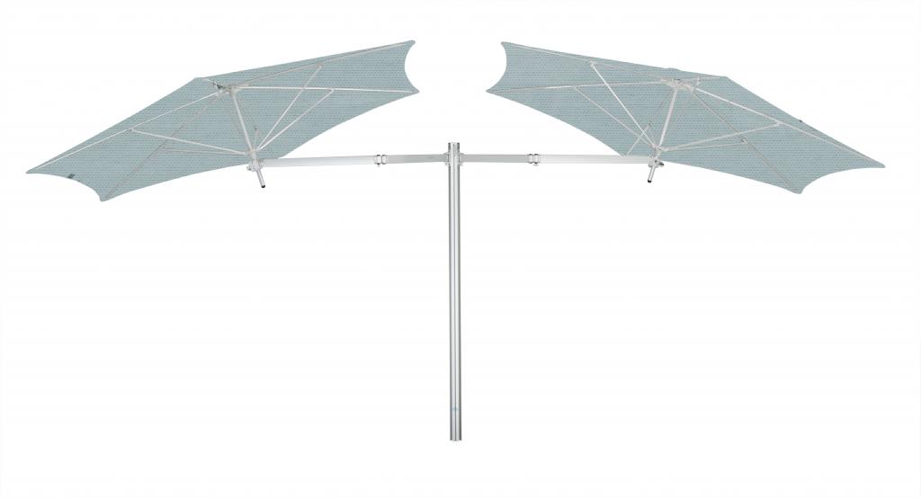Parasol design avec 1 poteau et 4 toiles Paraflex Evolution UMBROSA